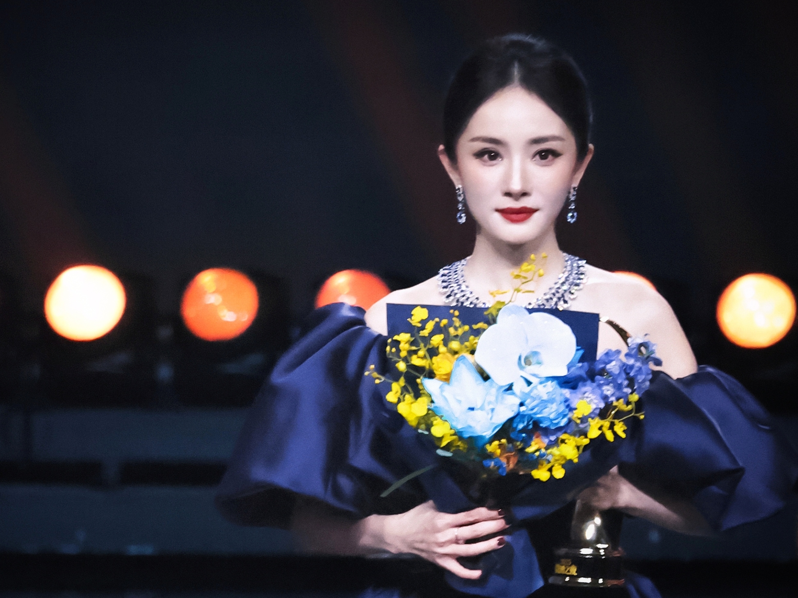 yang mi1a