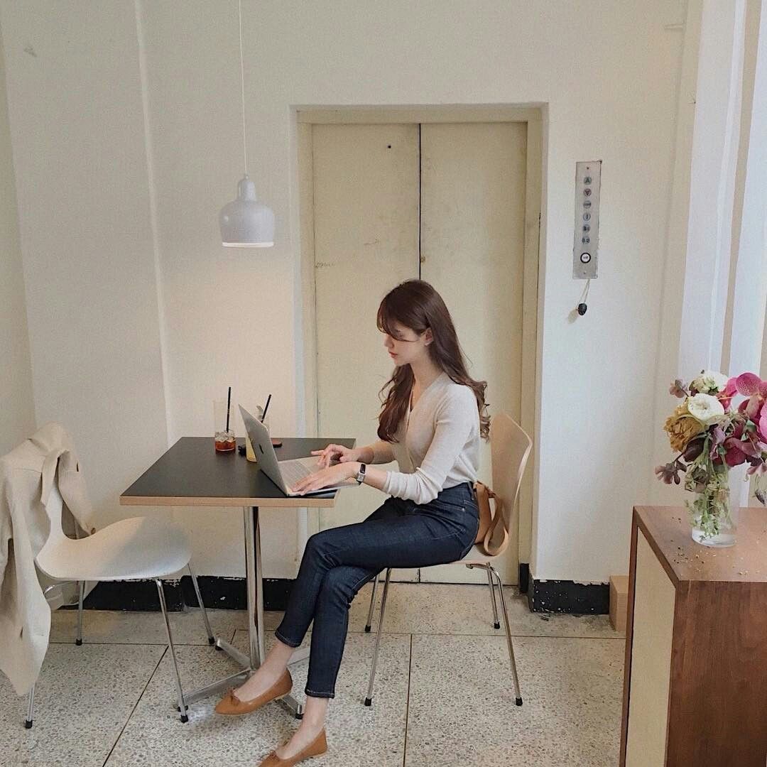 6929c0cfe8383c64035eede692487920