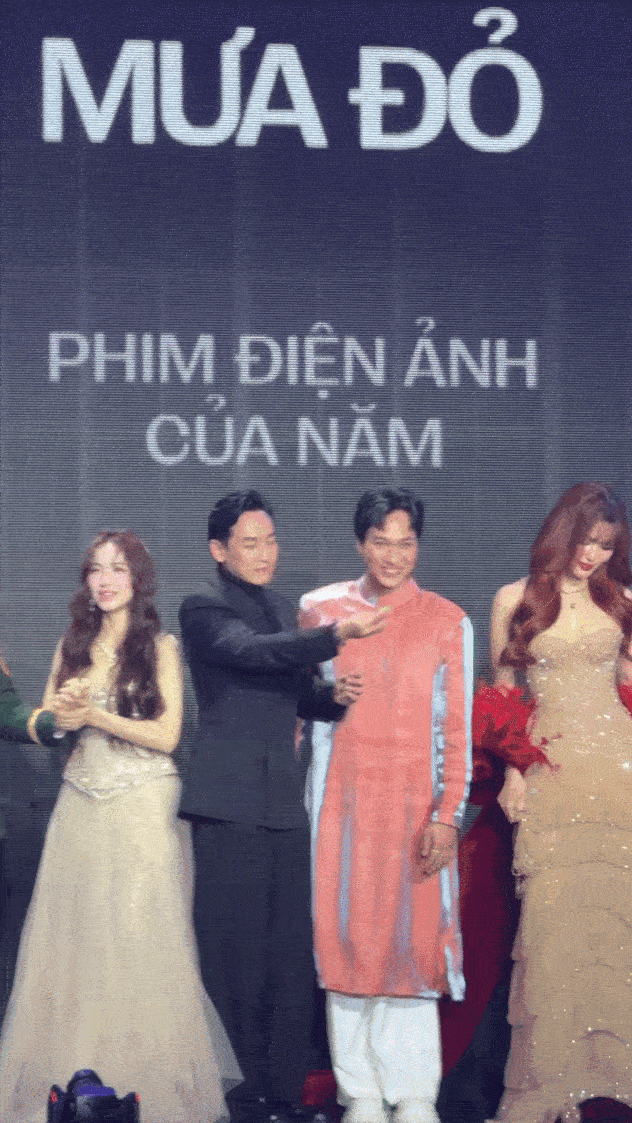 img5958online video cuttercom ezgifcom video to gif convertercompressed