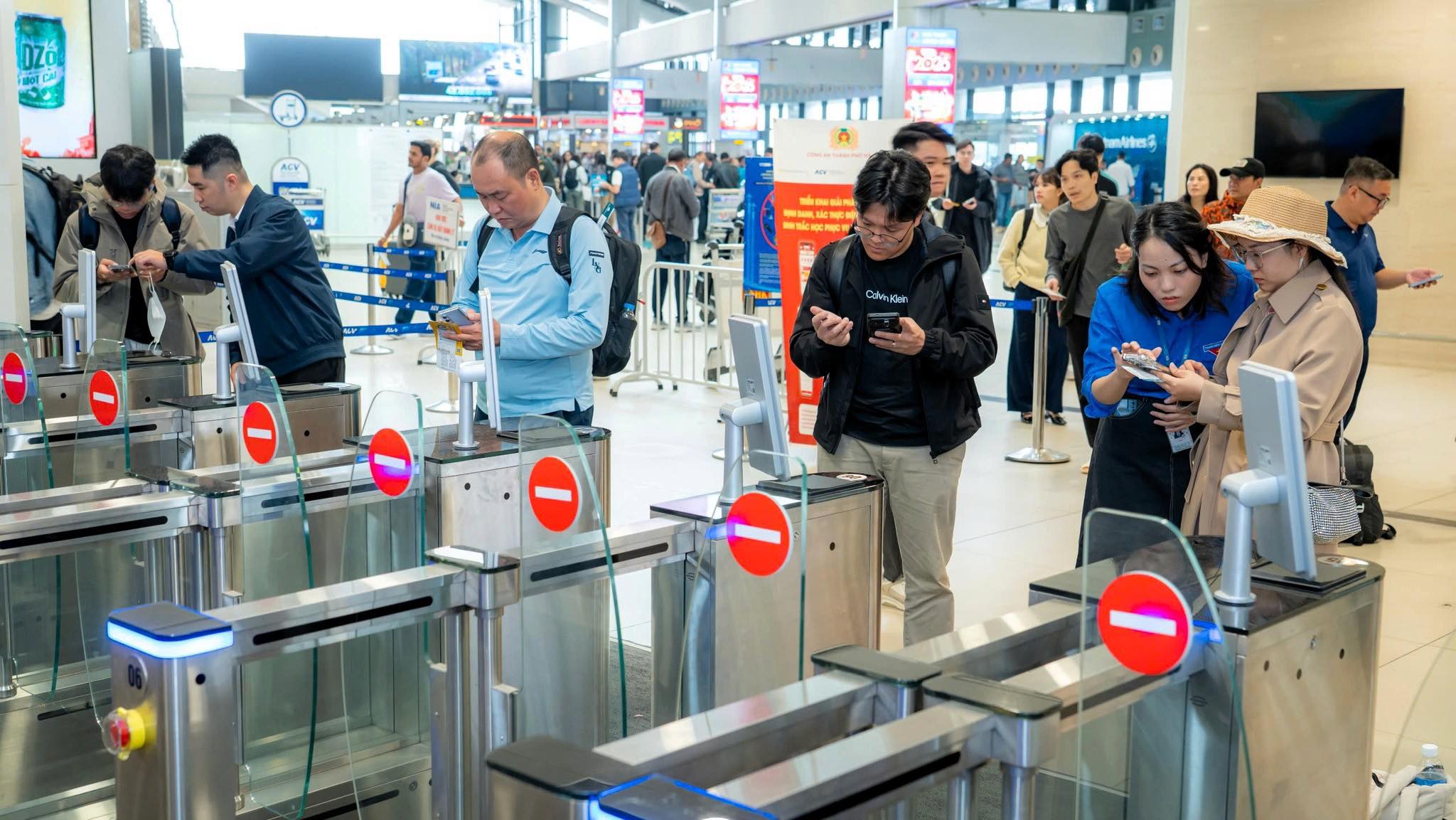 61217742712937245727918399174300277530778396n