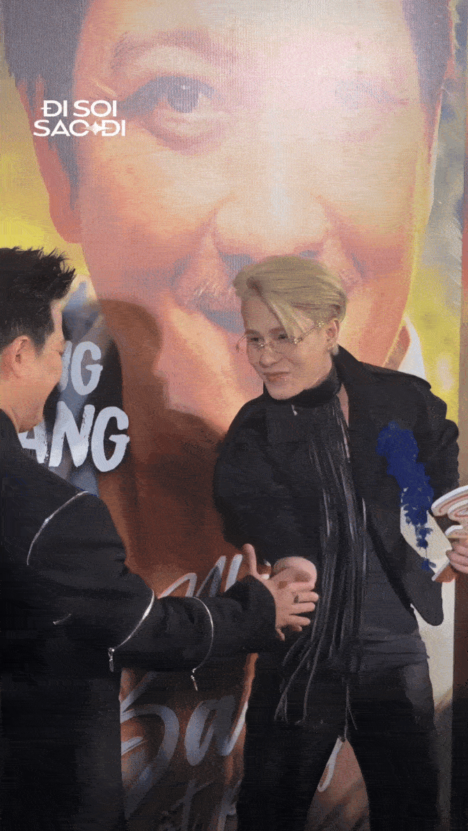 img9086online video cuttercom ezgifcom video to gif convertercompressed