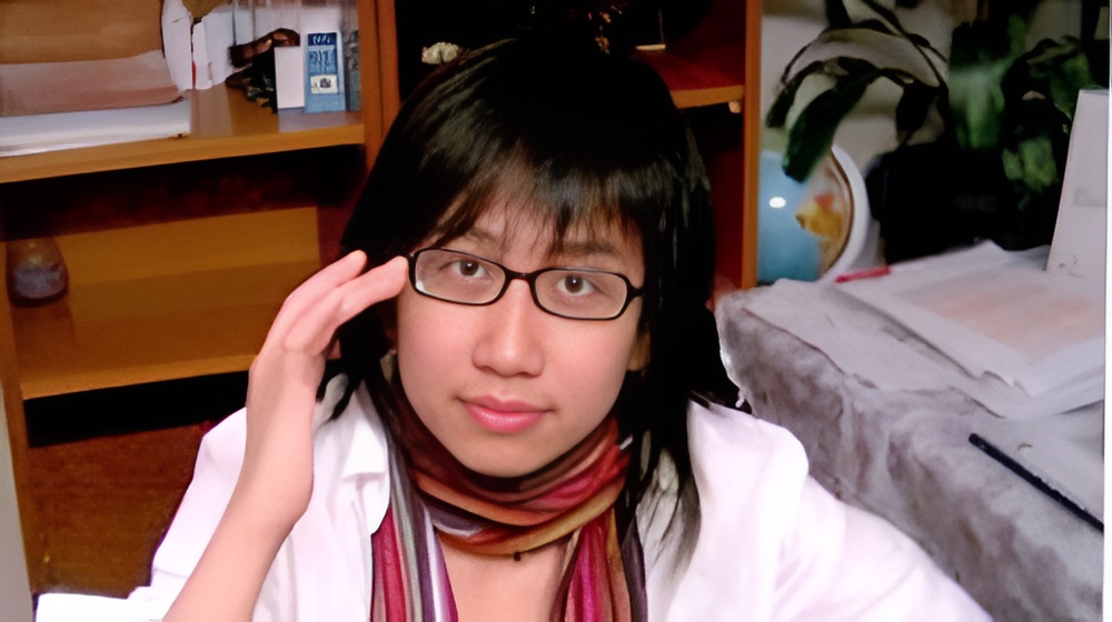 thao2 picsart aiimageenhancer