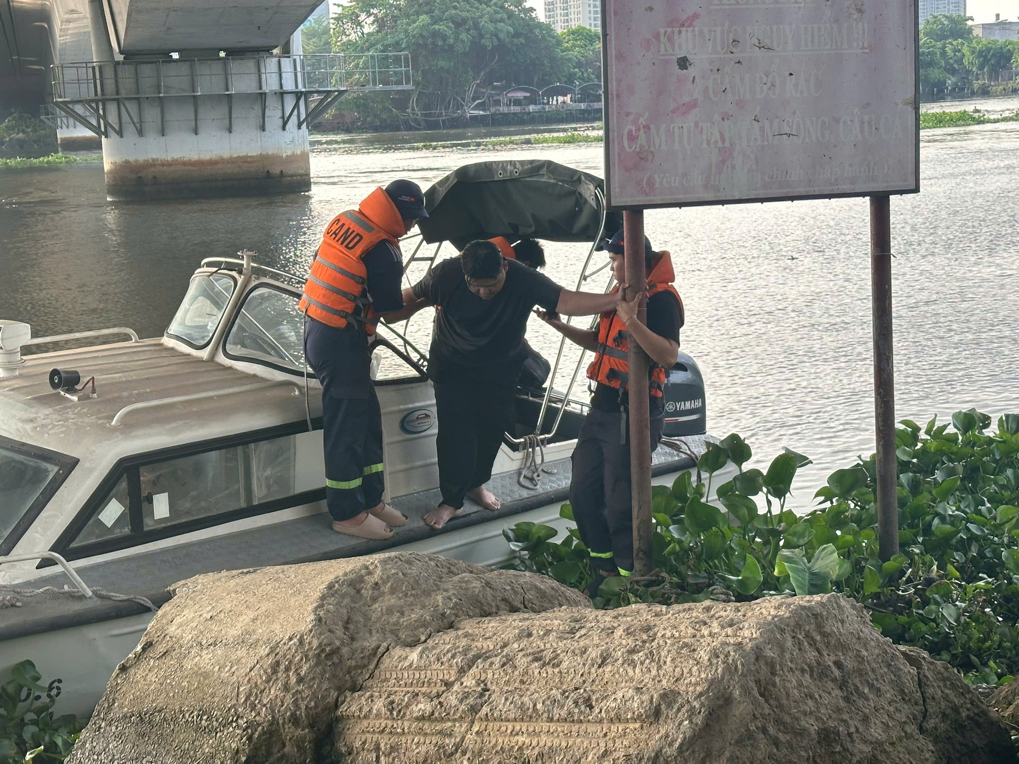 6425777807580658037907829207356424465294822n