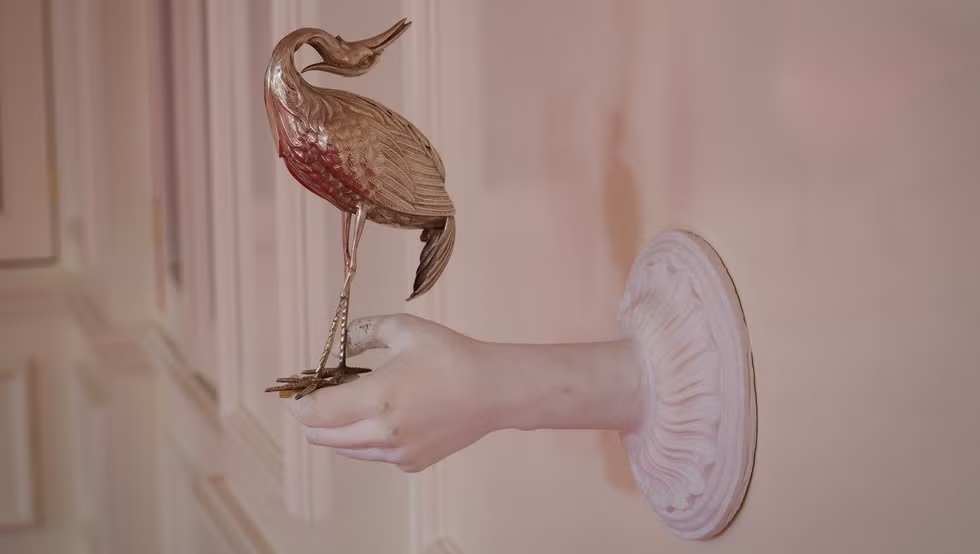 wuthering heights hand detail 698af3832bd9e 1