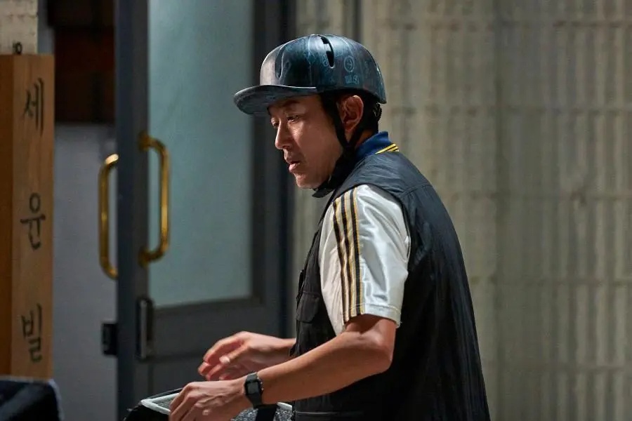 20260310030653mad concrete dreams