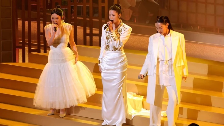 sc kpop breaker op2 copy 17736328681241730176395