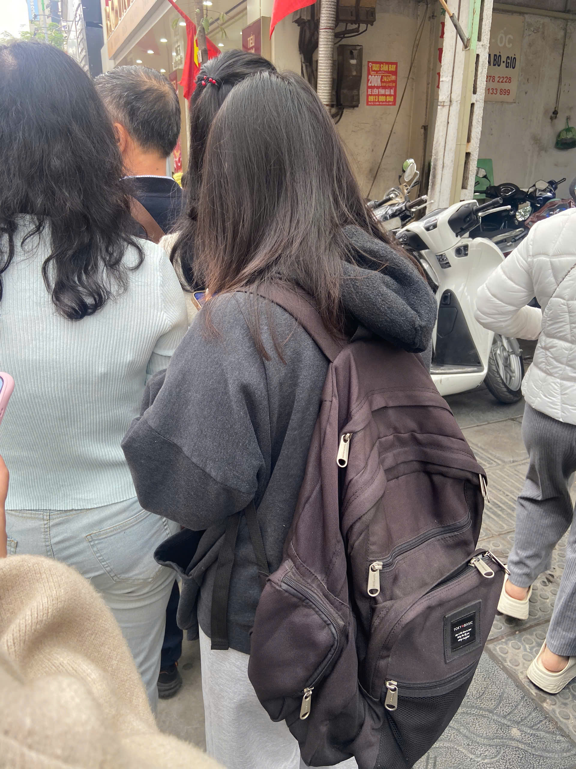 z7555720797828732571360aa73401d63e4cee24776590