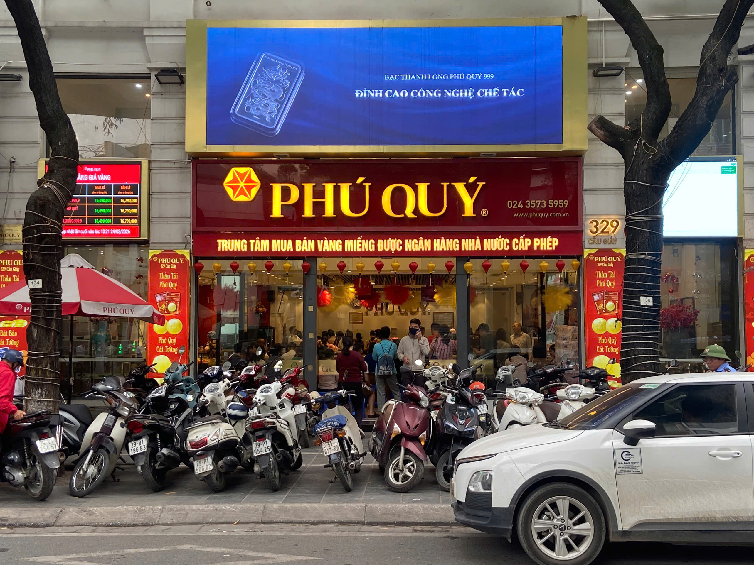 z765244604833425af19cad5da2d8d997e2af1750d5d22