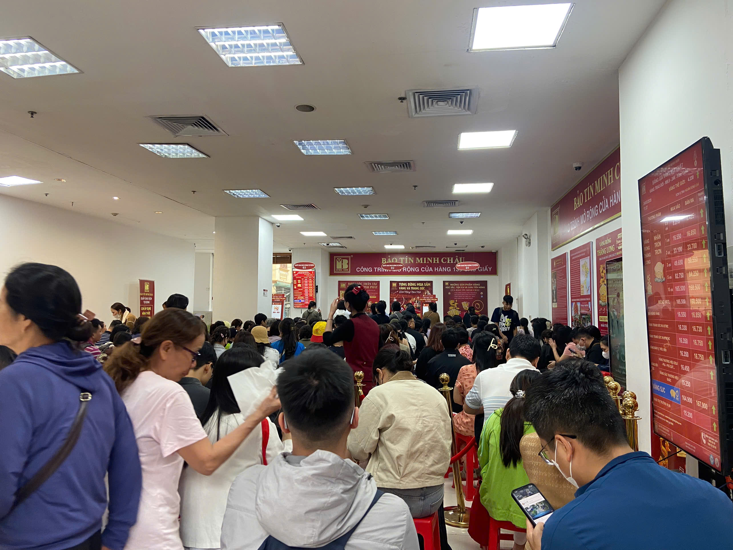 z76524460871711f7e678ba46c2fff429a76844bd6d001