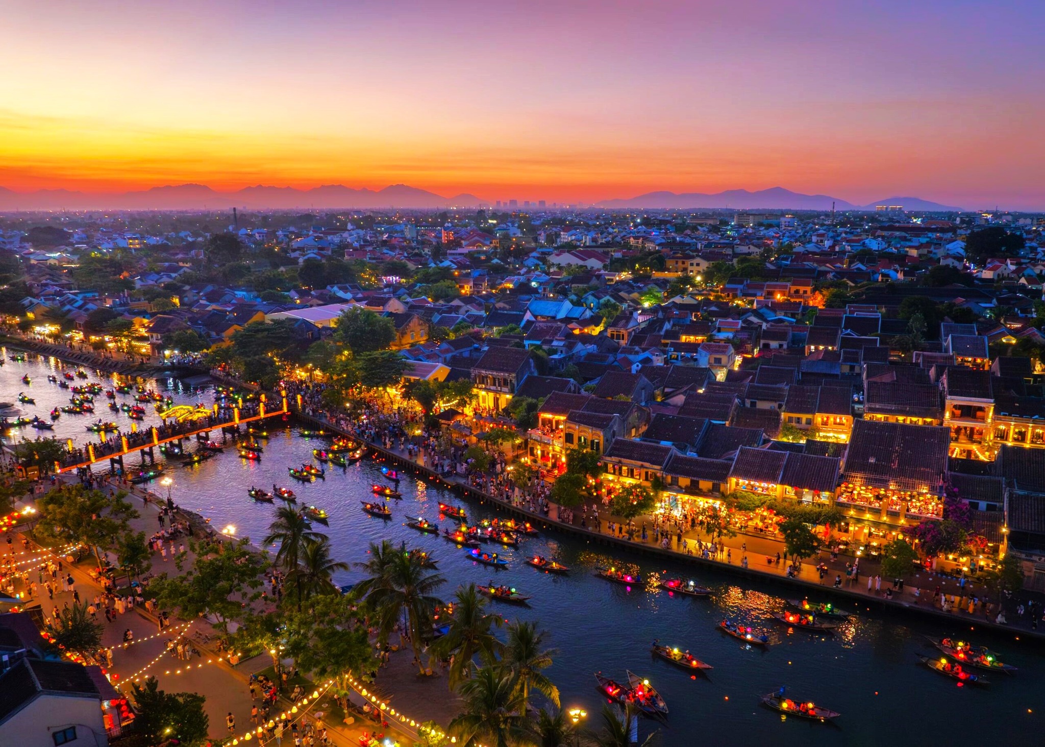 6549584041347503500745186854572131680587712n