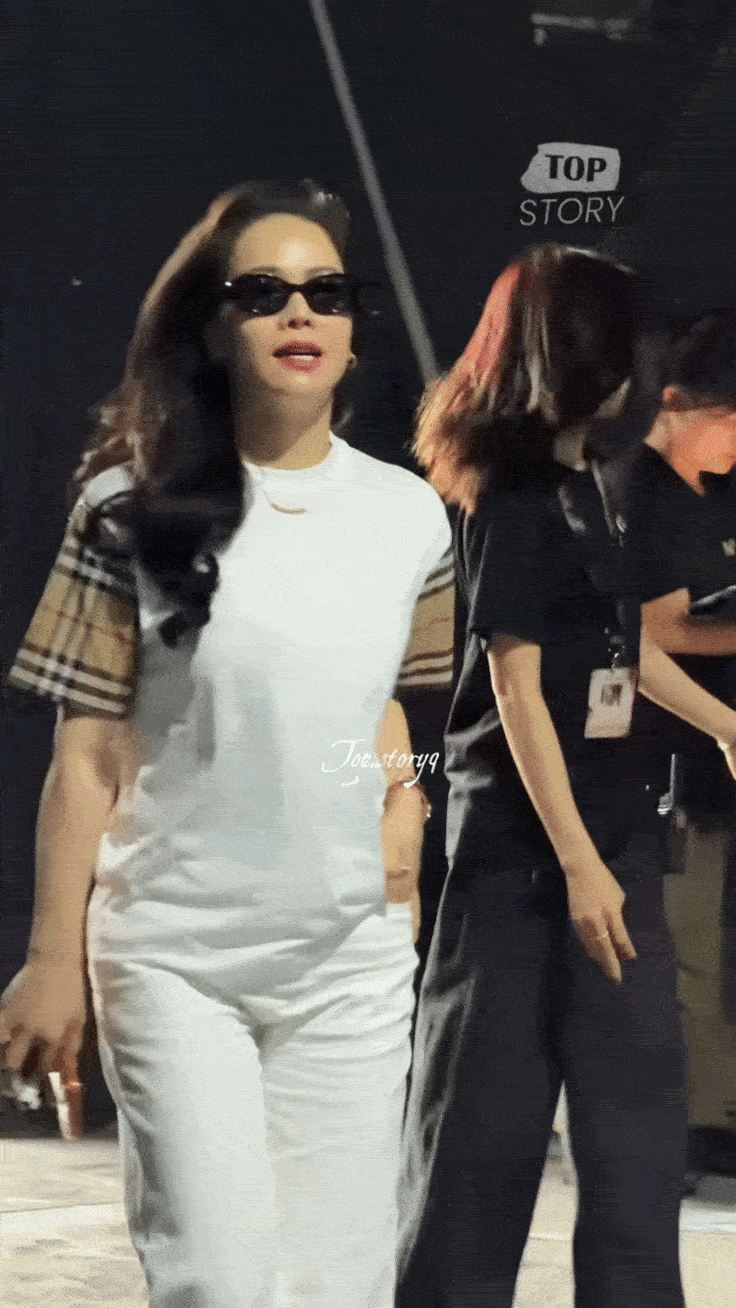 ezgifcom video to gif converter 2026 03 25t020413097compressed