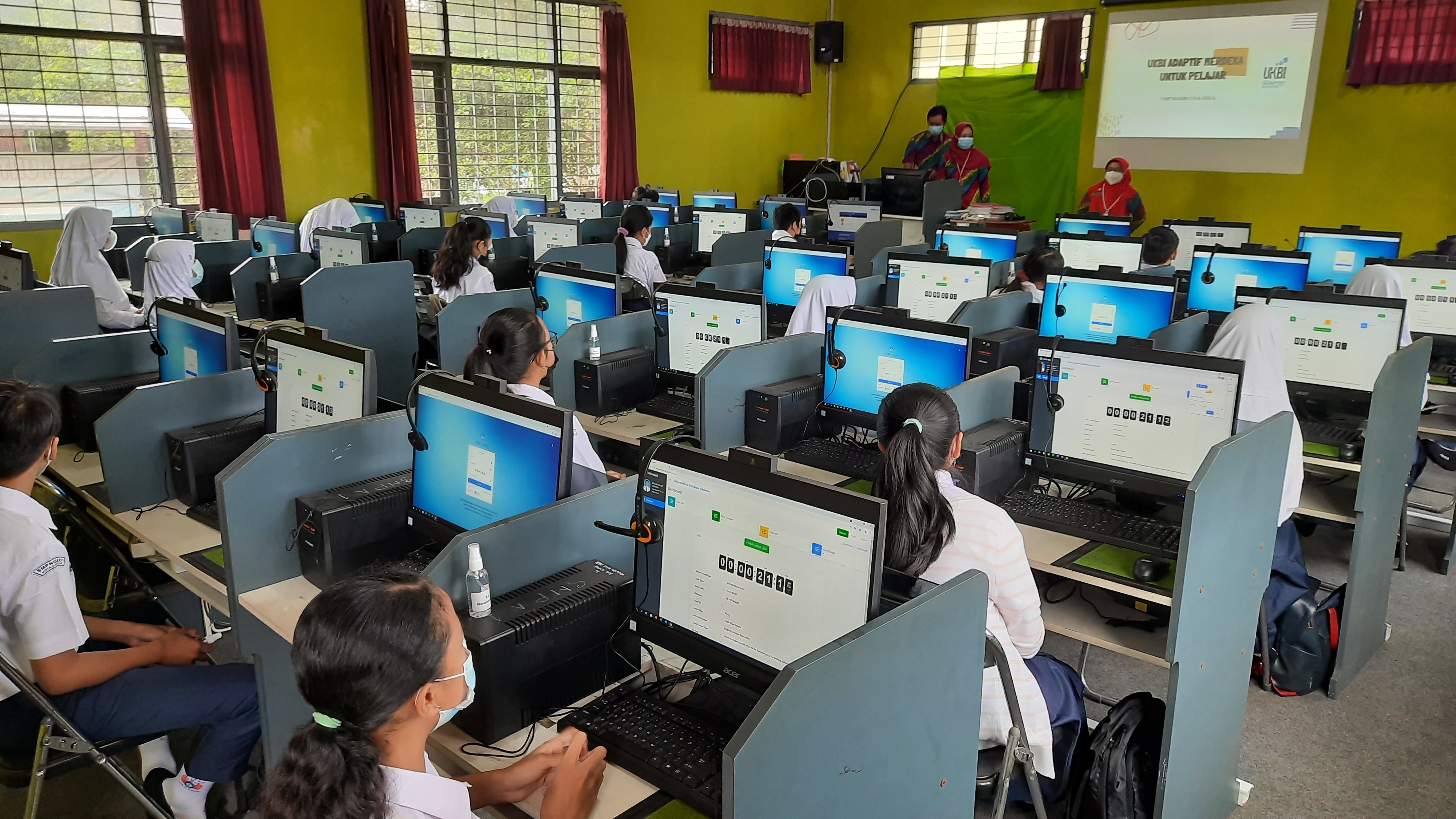 74ujikemahiranberbahasaindonesia21 22cover