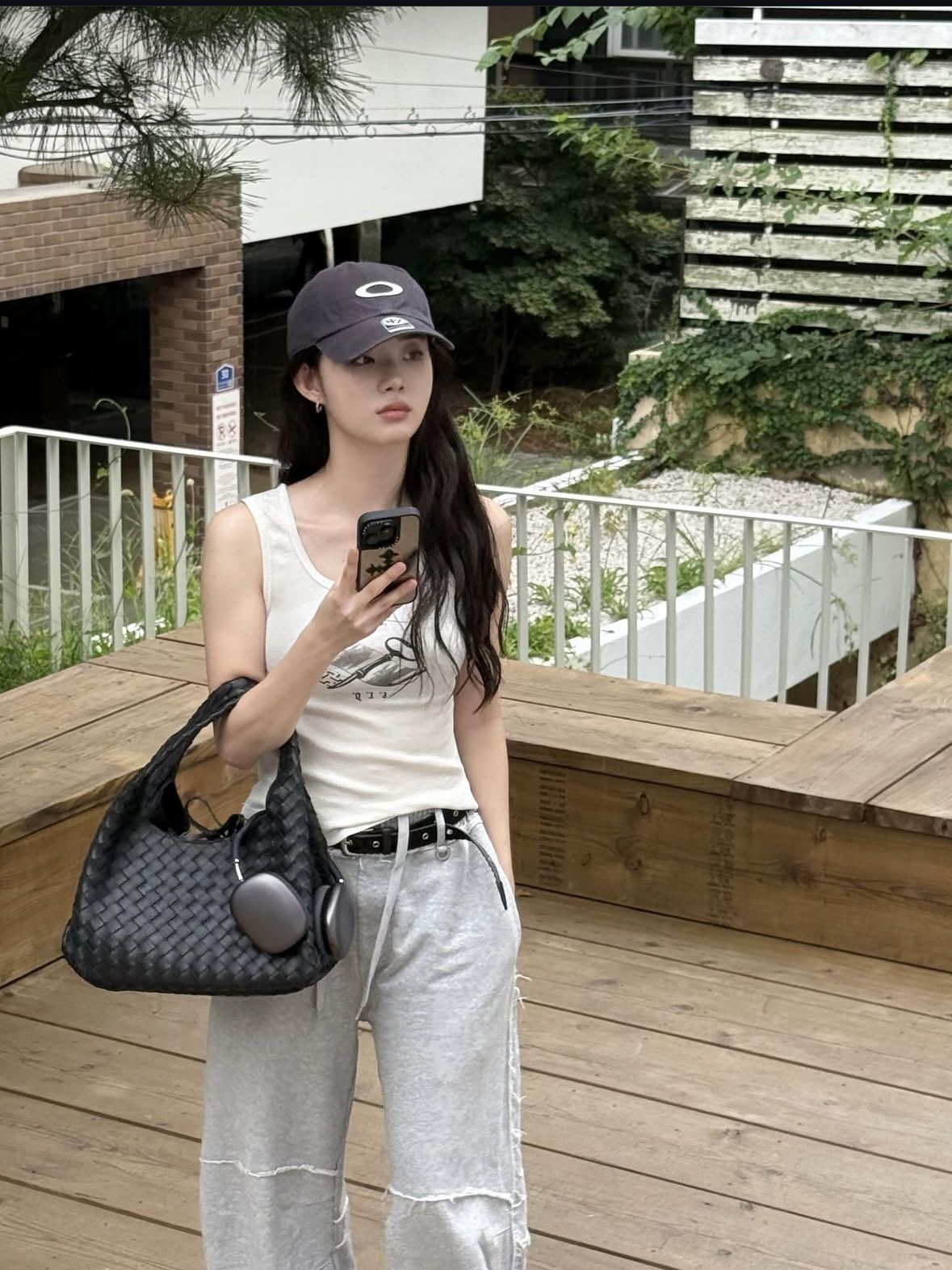 823a59a09772ecf86c7e8aaafbb09f2e