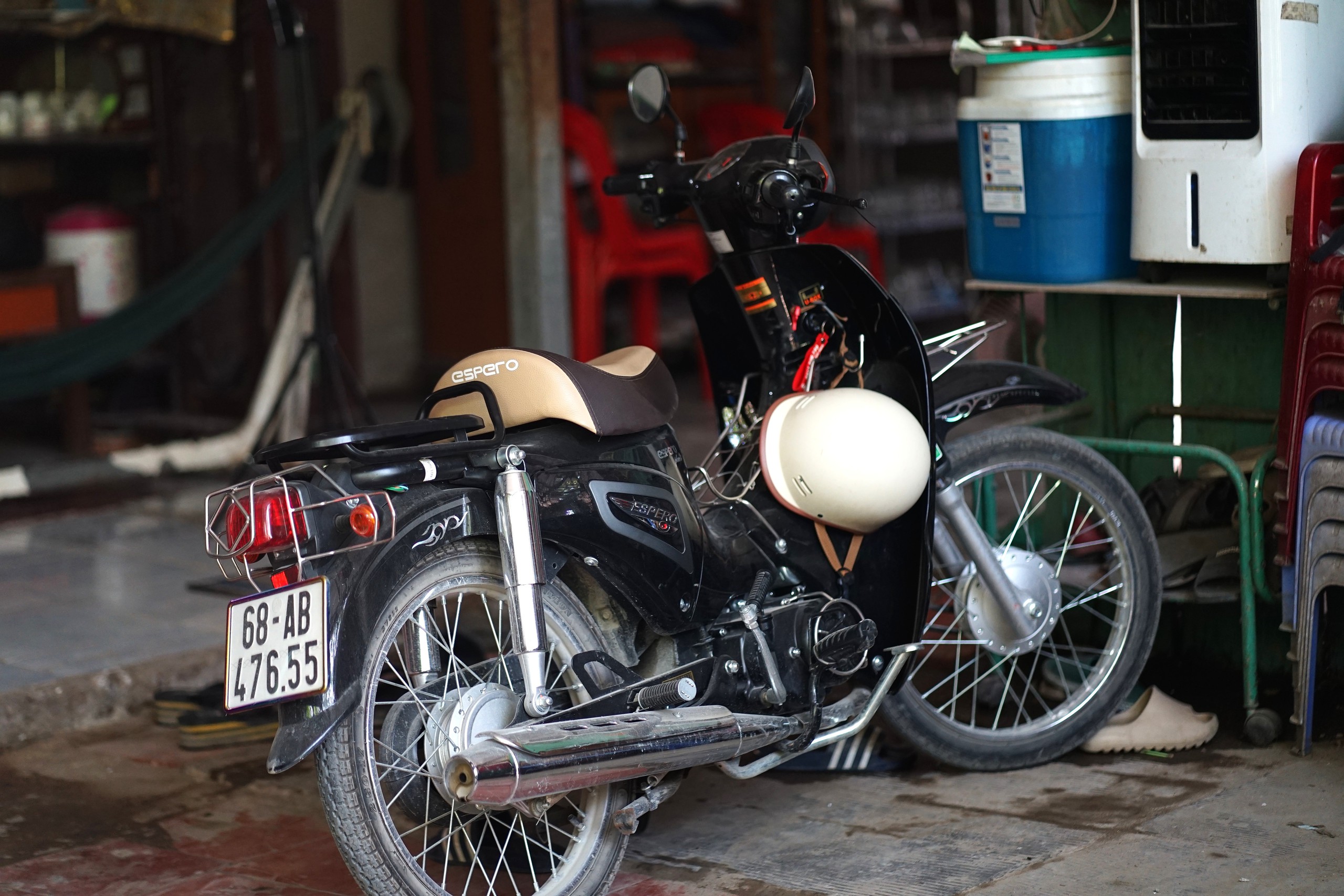 kom02425 17745409979381804807431