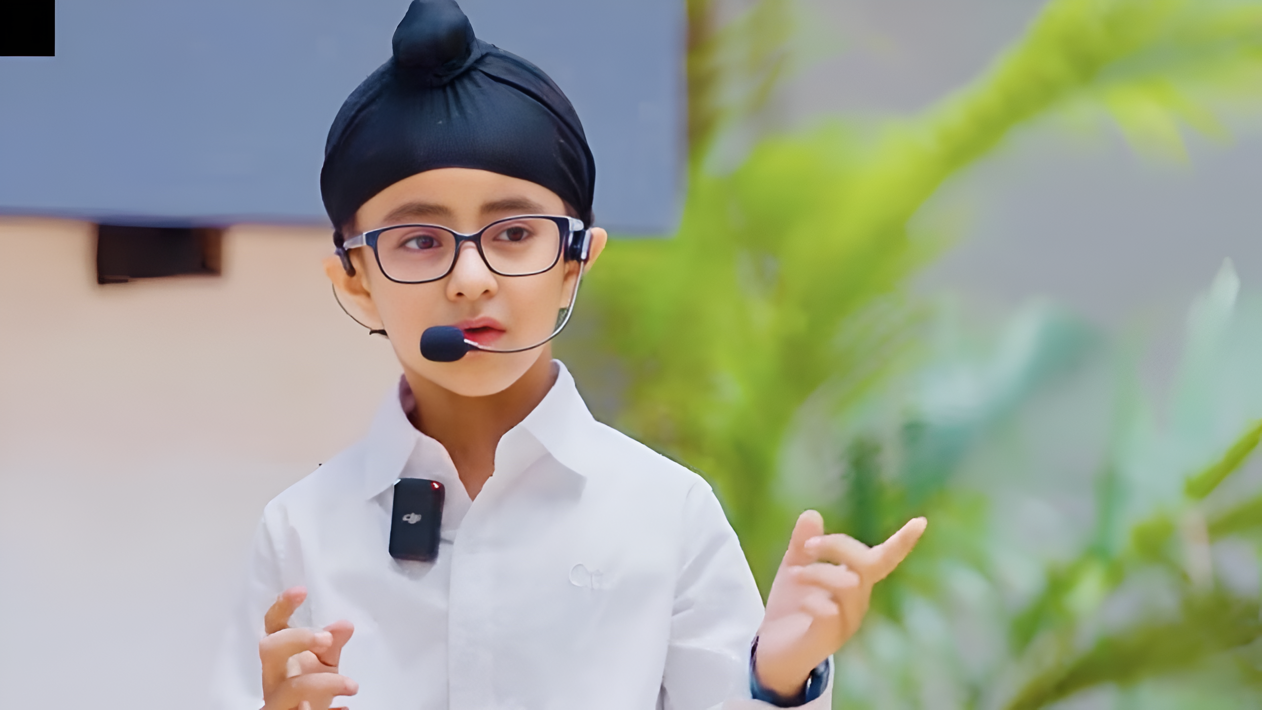 7218985 ranvir singh sachdeva 511zon picsart aiimageenhancer