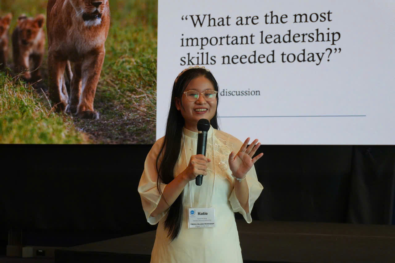 987536462273658117 1