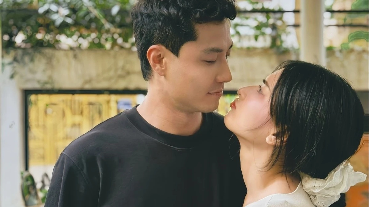 6195176632772385516432779340861