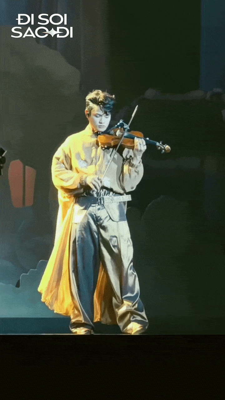 ezgifcom video to gif converter 2026 04 12t153916688compressed