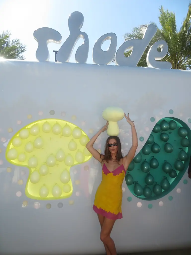 hailey bieber shows support justins 125503938