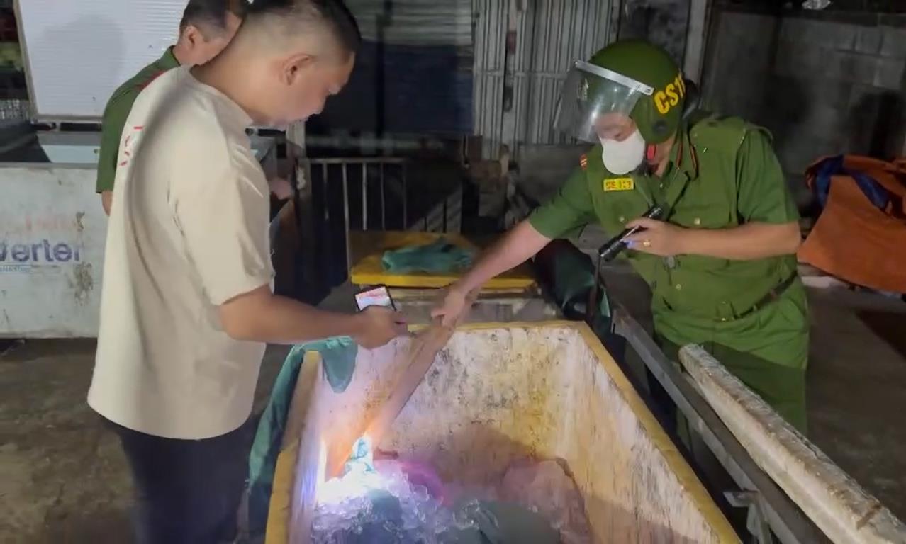 6779879458506345680399634002076128806246208n