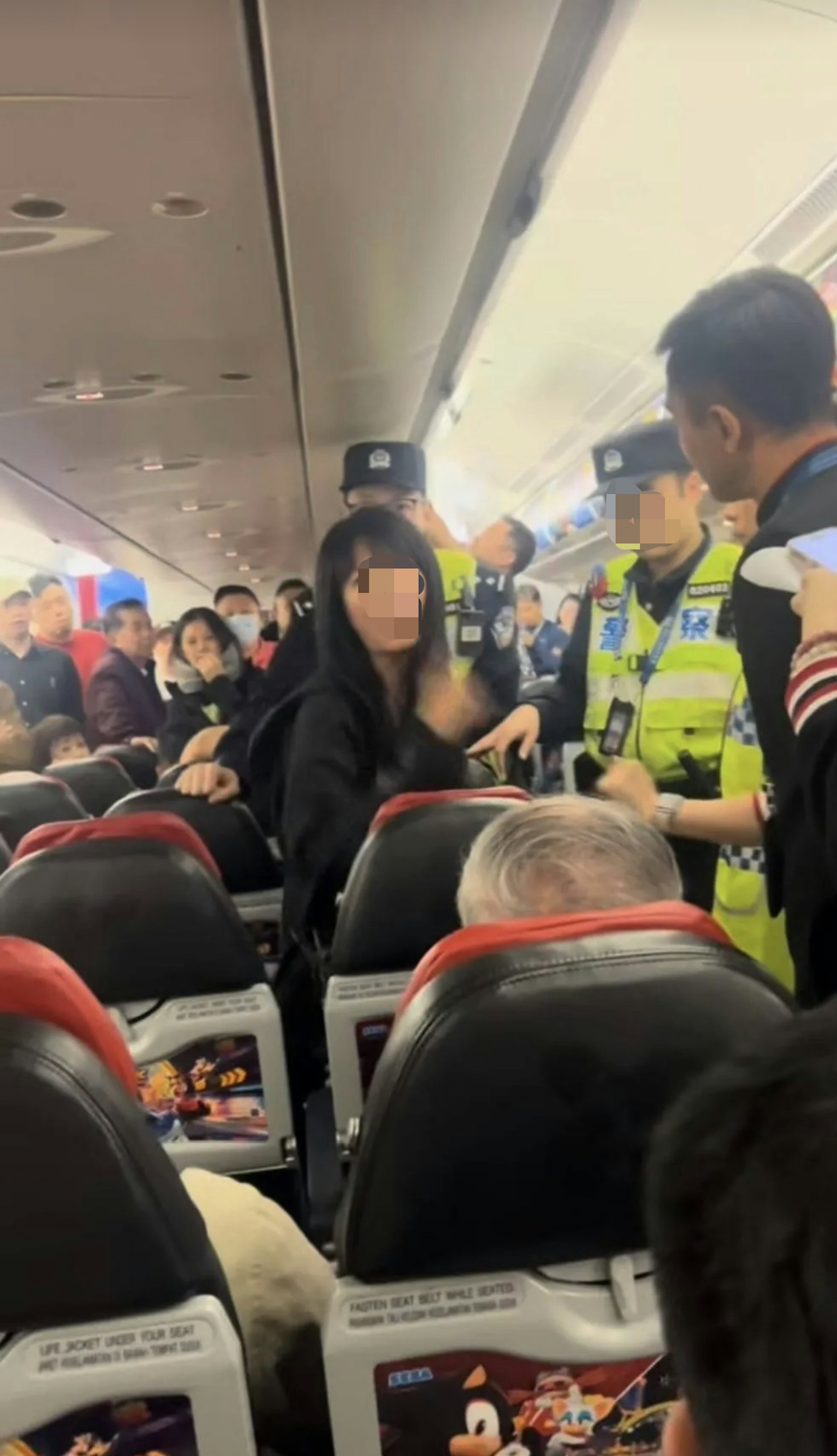 p01in8n8bustu60oezjh11i1xvjtwslznyhm2z8hzm