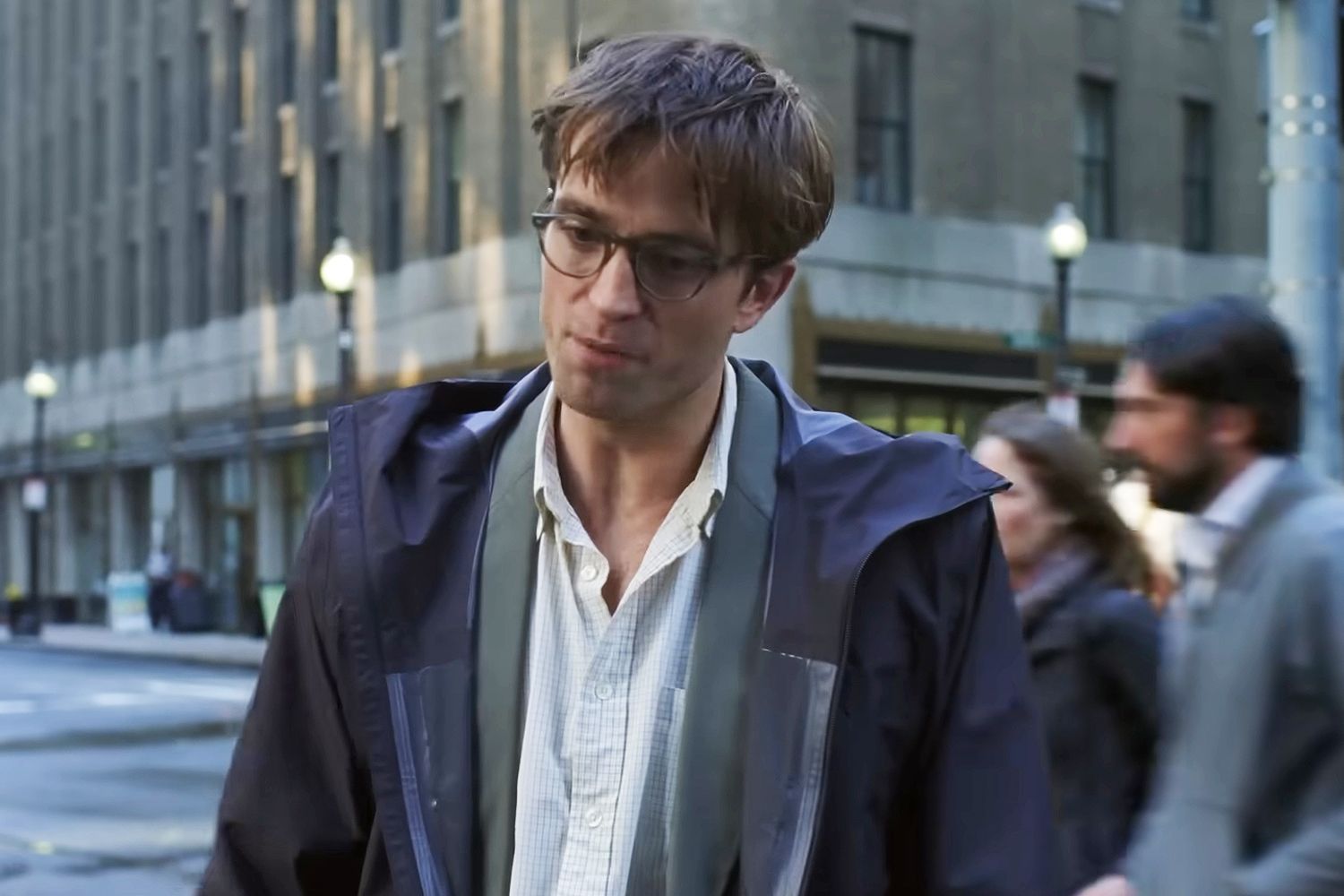 the drama robert pattinson 121025 a7d8604c0ee44f0cb0760e551f1d6887