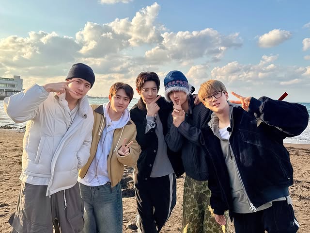 weareoneexo661611307184333216301901818102934153994076322n