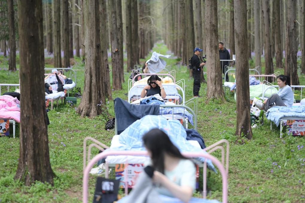 2026040669c9b07ba0c9428d842259ca89d224d8e90e3b176840483d89c129cafcaaaeab