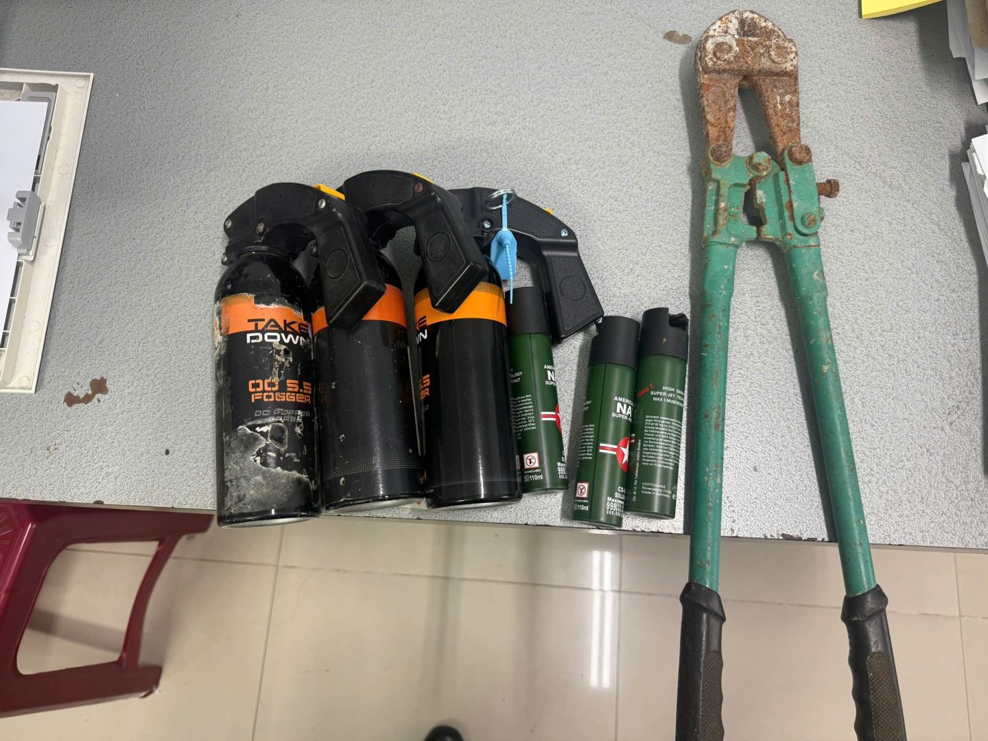 z775090237717958e01804dd98deb3a35240afb6a7e598