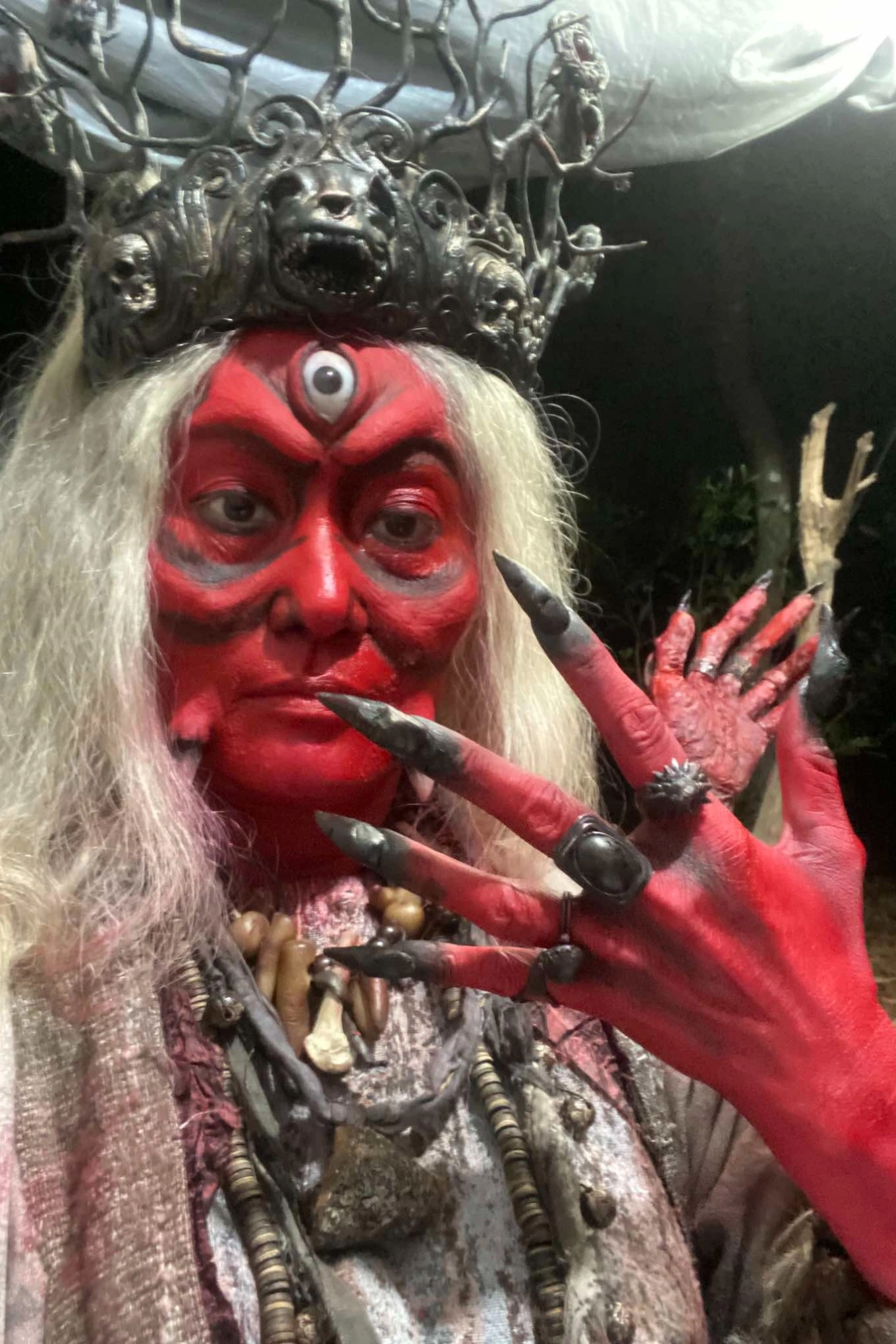 hanh thuy cam 3 6126 1727060304