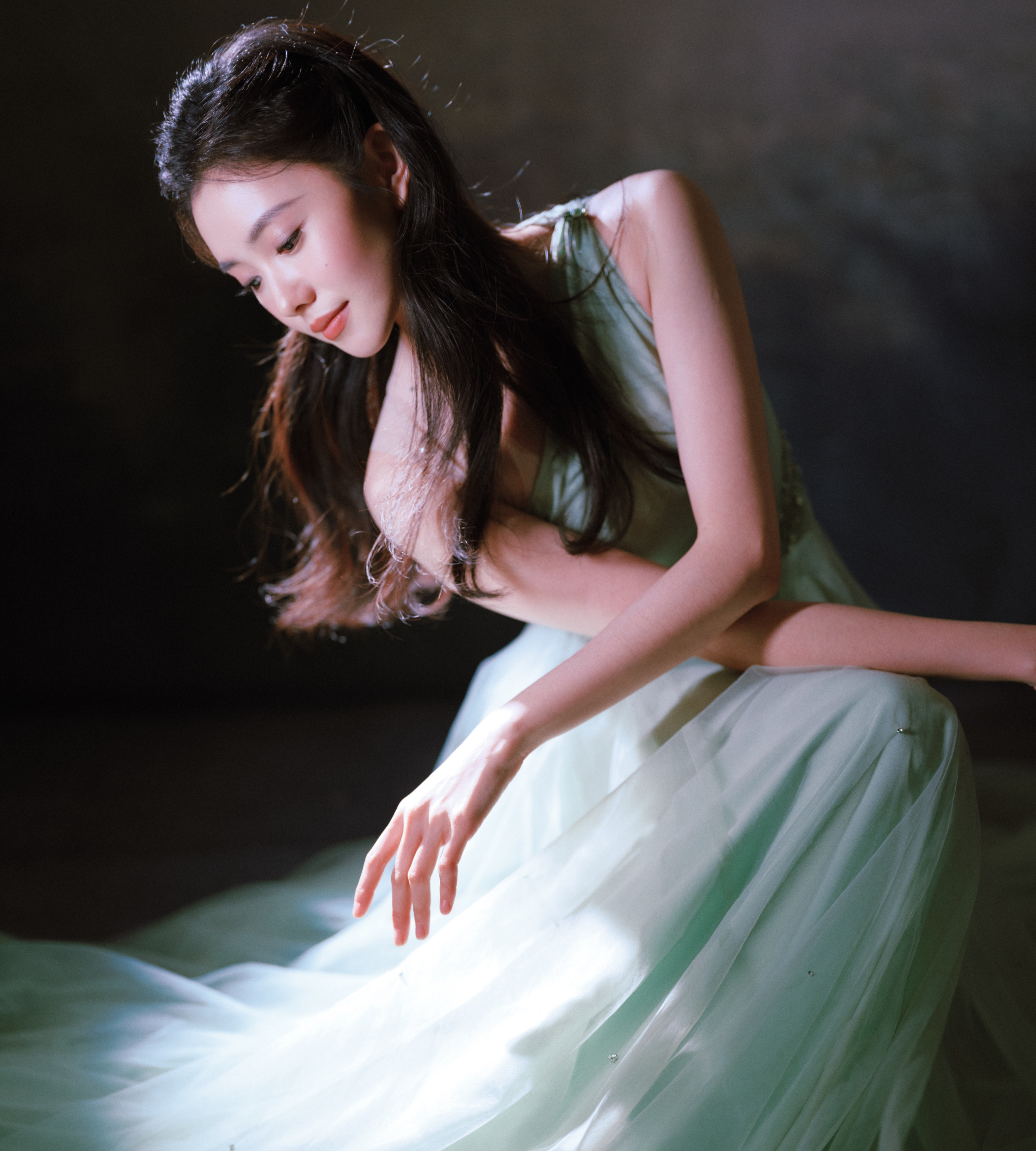 vai chinh24