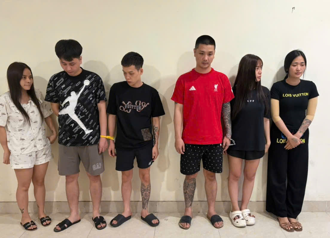 anh nhom doi tuong tai co quan cong an