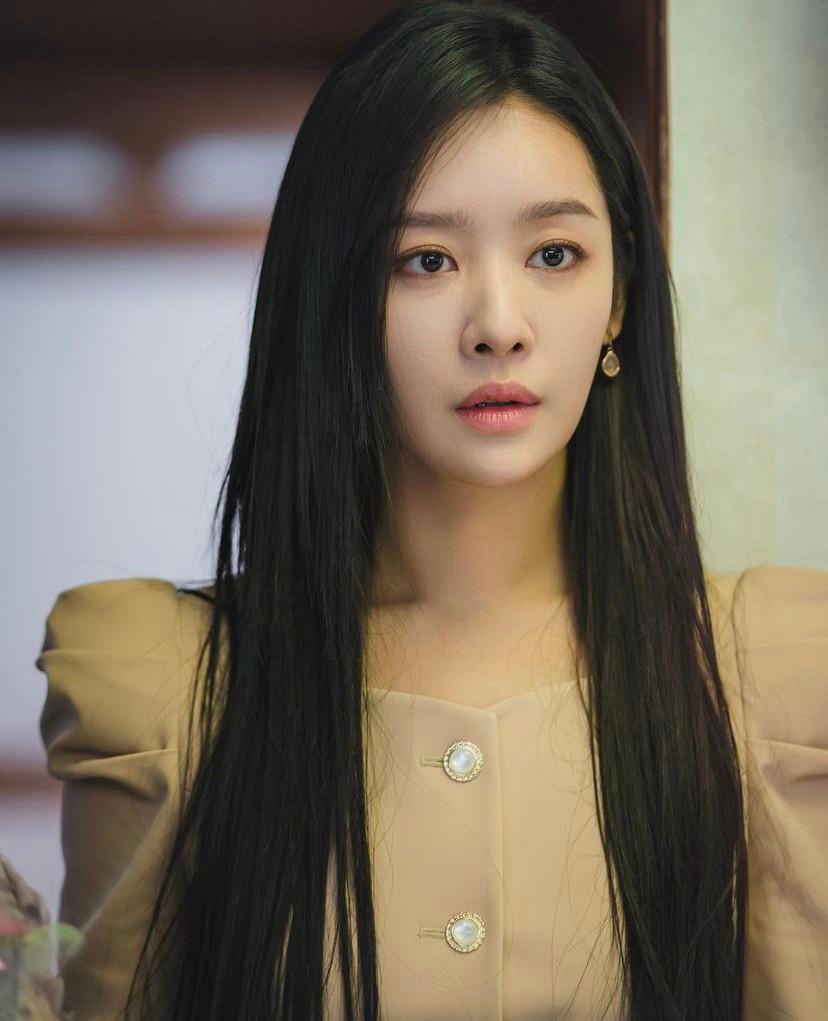 cha joo young 32 v0 lj3u743mq2xa1