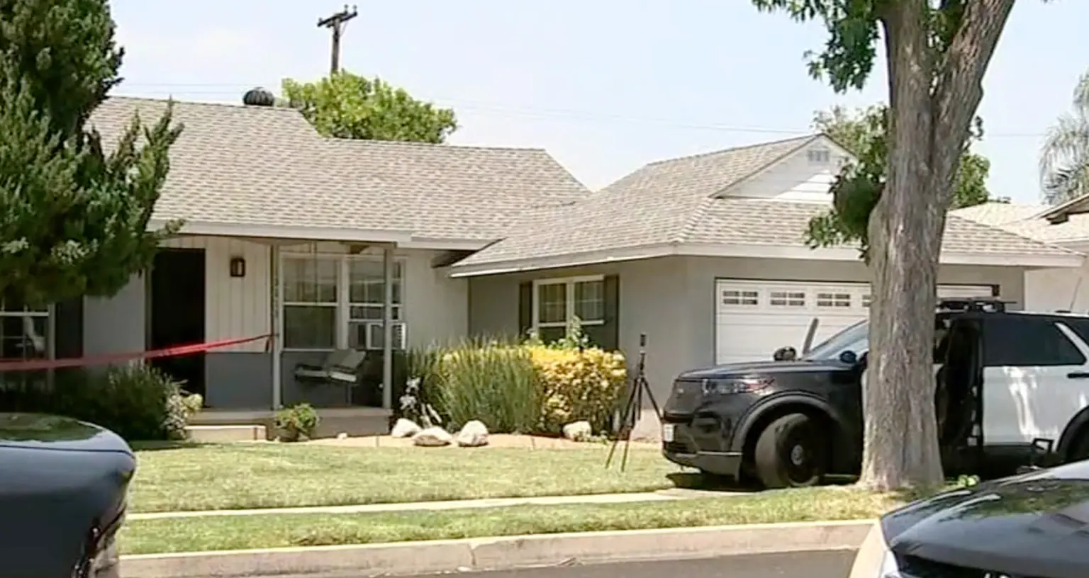scene outside home tarzana thursday 129783416