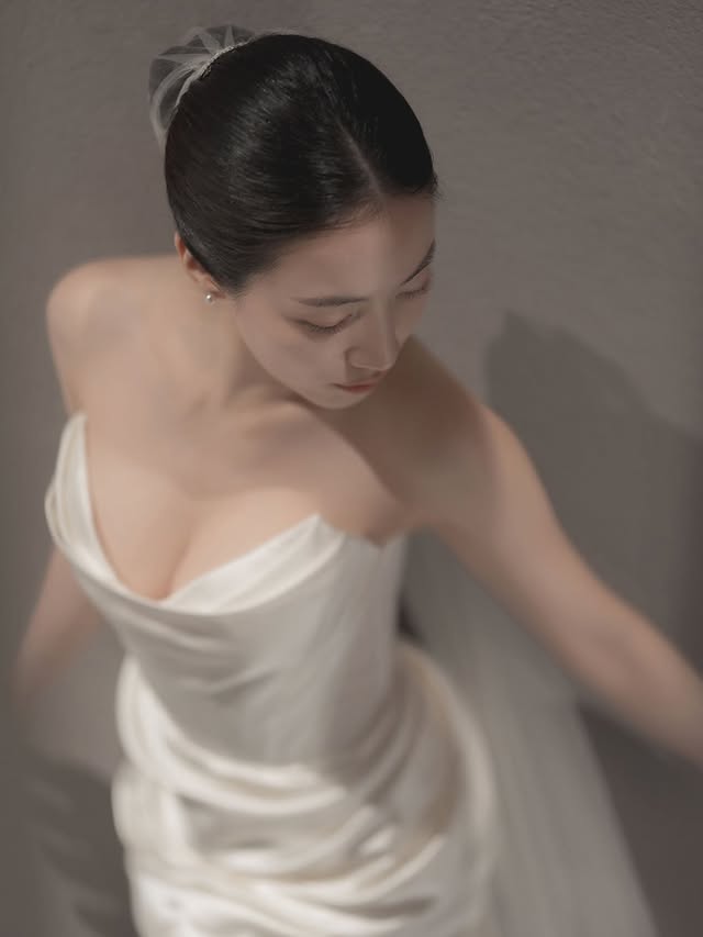 hwayoungryu93730381854182149081753305071700317365274270064n