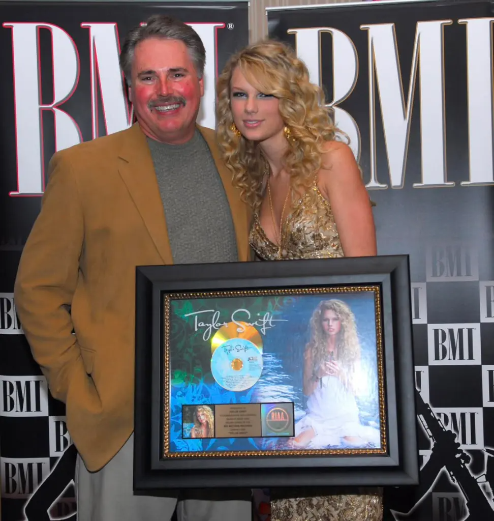 kirk schwabe 69 taylor swifts 133342006
