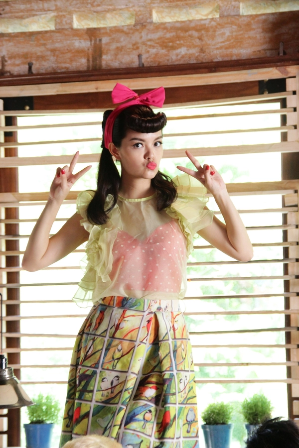 pham quynh anh nat chong trong hau truong chang trai nam ay
