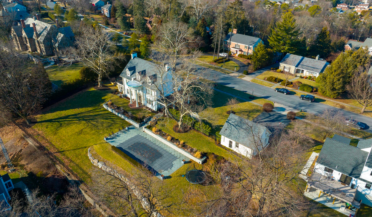 taylor swift childhood home 11