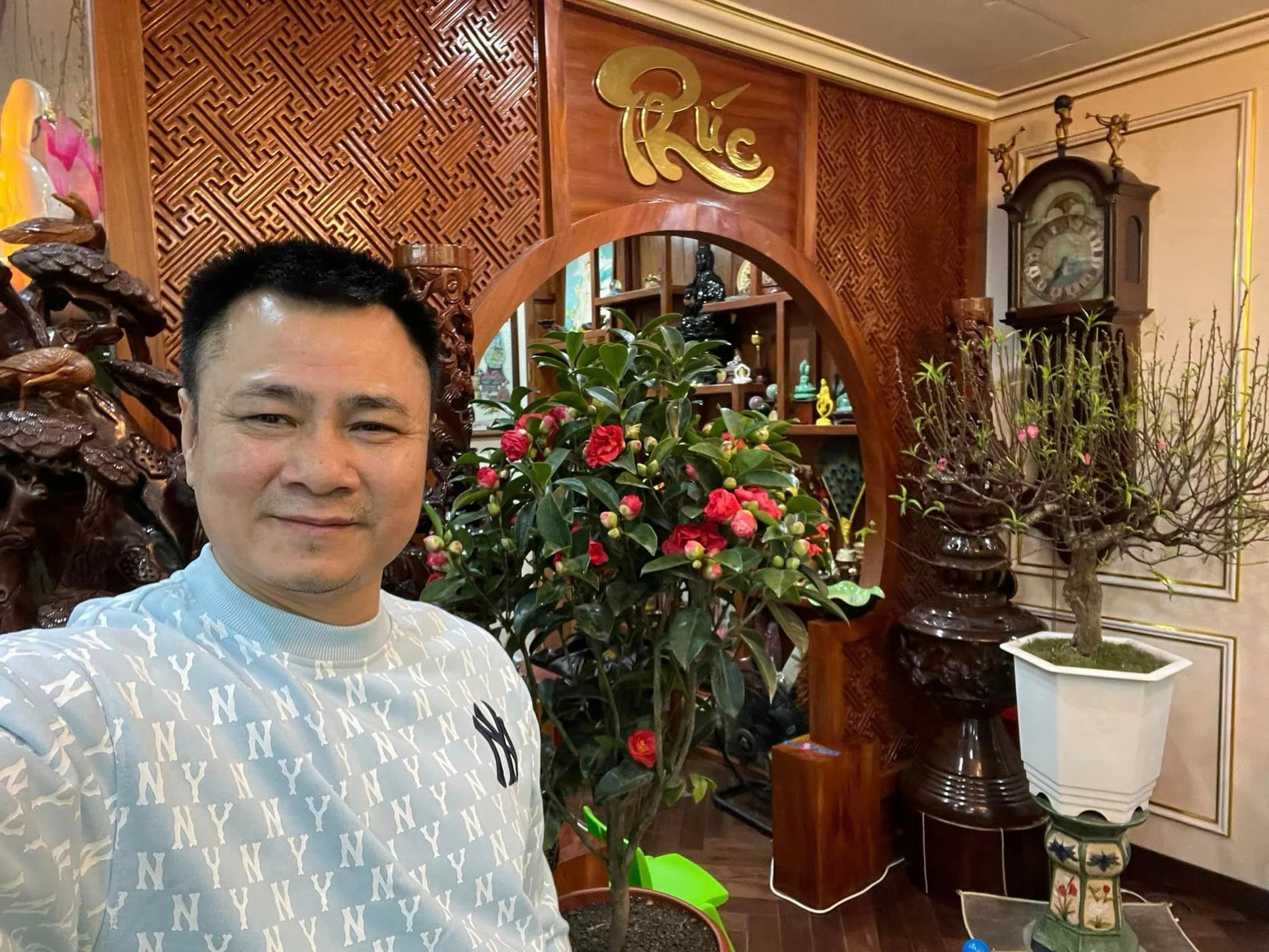 nsnd tu long tung lam lo xe phu ho 13 1610