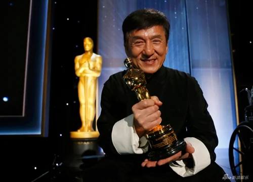 147909742411400 thanh long giai oscar1