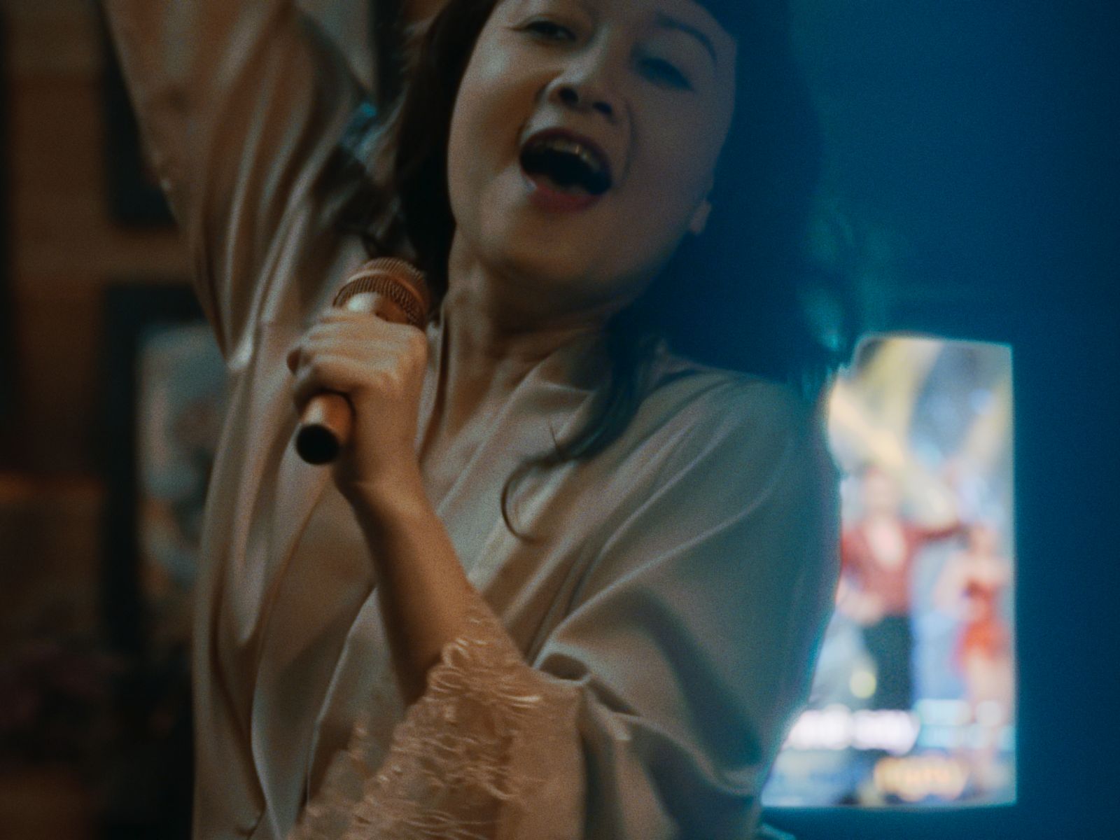 bzvn an mang karaoke van dung doan thien an 12