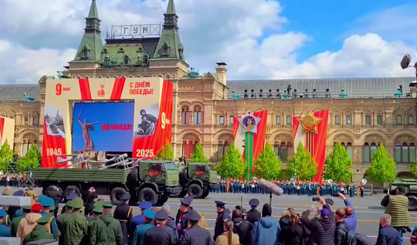 21be phong gan tren xe tai may bay khong nguoi lai orlan