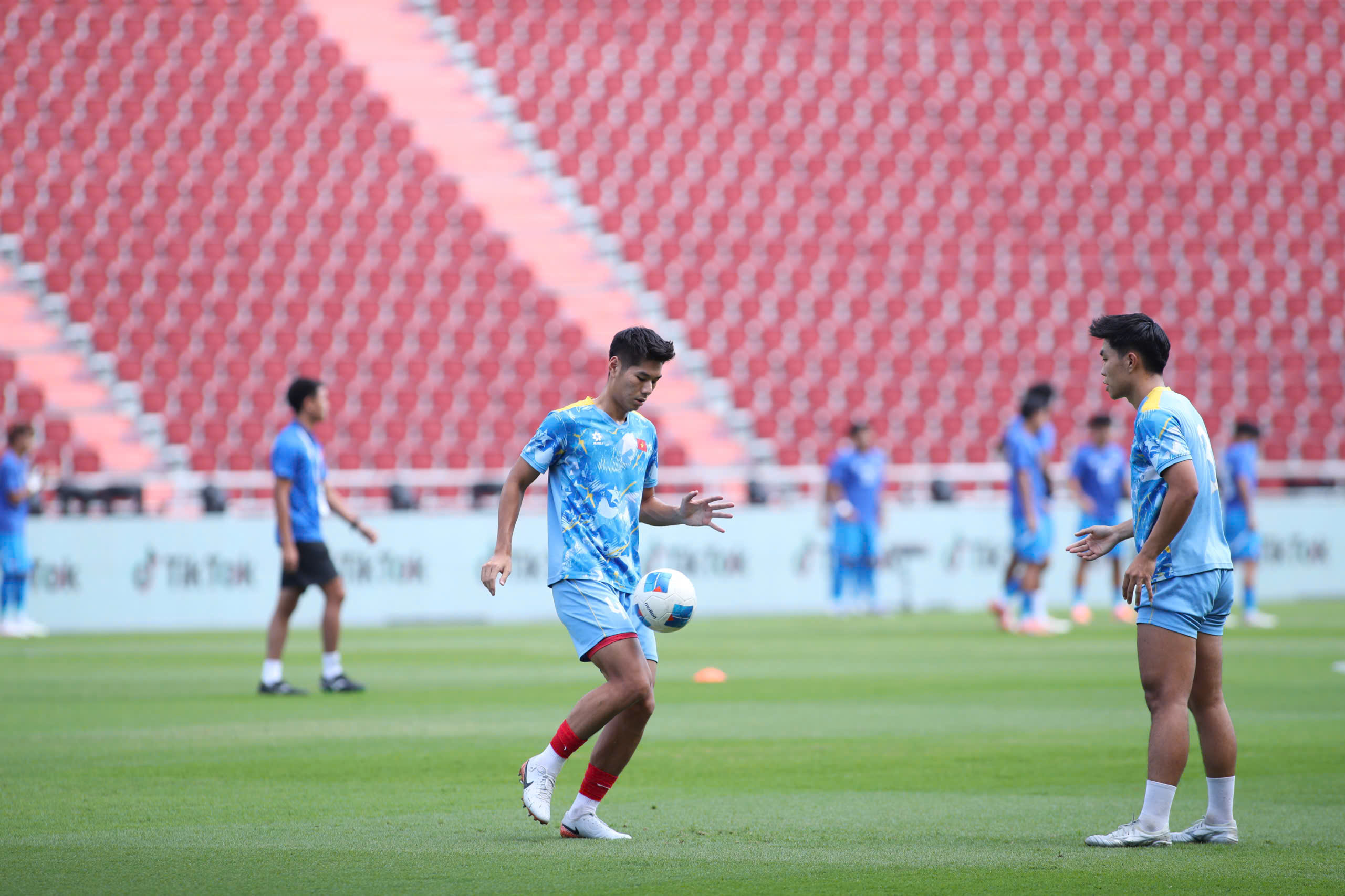 z732908946015631026d59ad584c612d1382085d739bc2