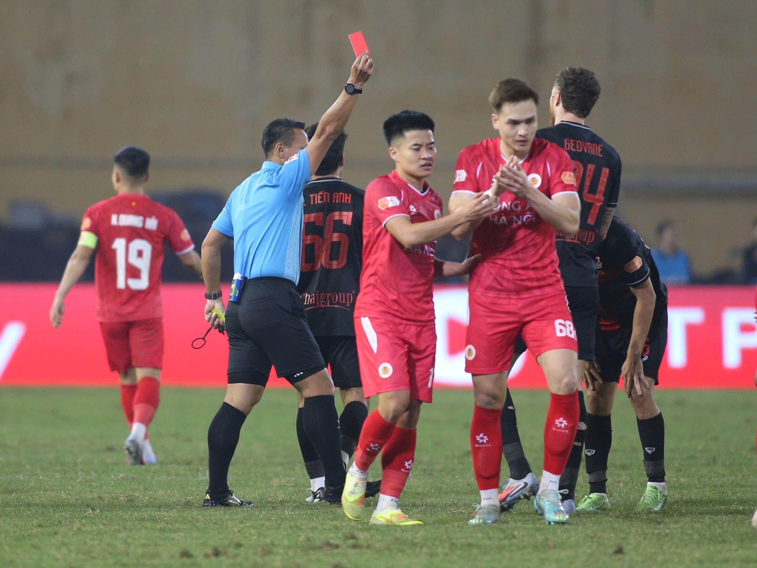 z74907532359336dad50cf525d0febf7f9d6795dcaa8cb