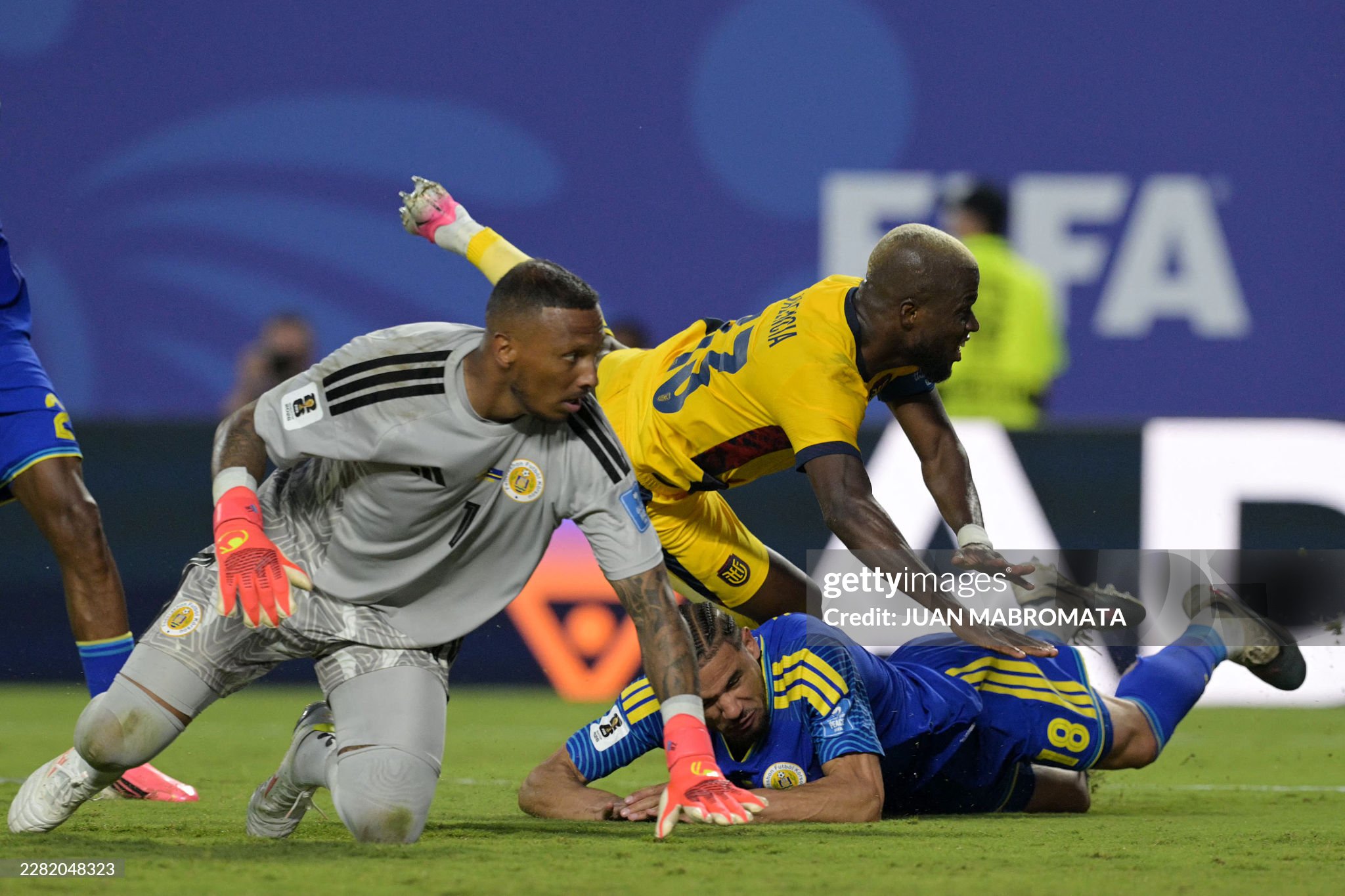 Ecuador bất lực trước Curacao, đội bóng Caribe làm nên lịch sử ở World Cup