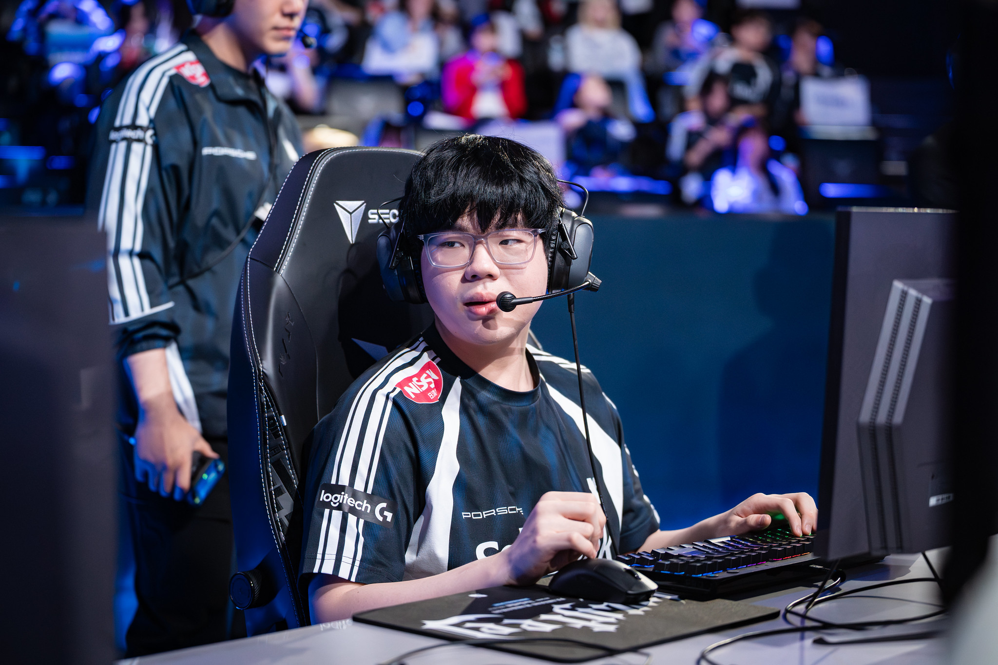 lazyfeel vietnam fan 2