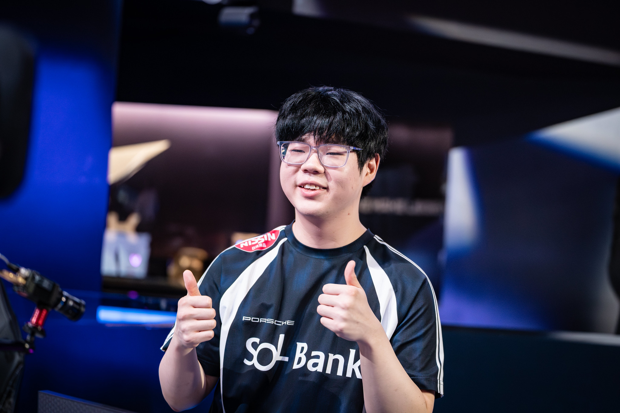 lazyfeel vietnam fan 4