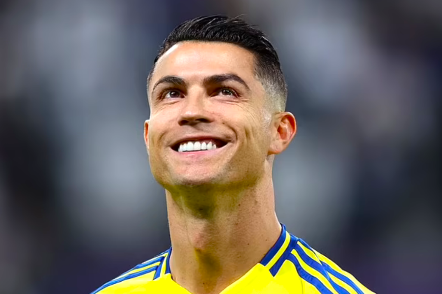 Ronaldo tiếp tục góp mặt trong đội hình Team Of The Year 2026