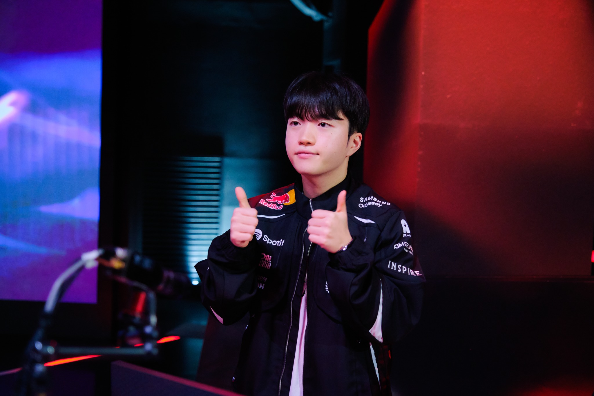 lich thi dau lck hle 4