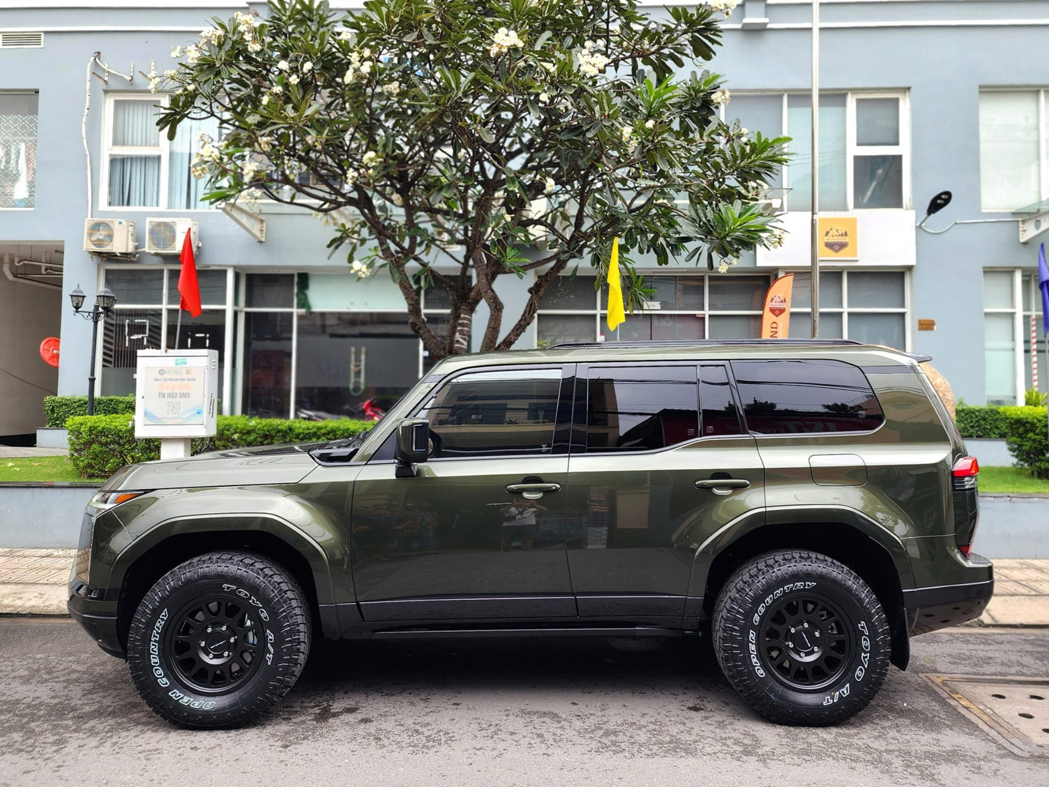 47017430393607116406286798807468736763962660n